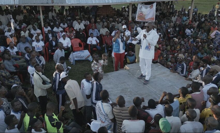 Kasaï Oriental Candidat Député National Freddy Tshibangu Réunit Près De 10 Milles Personnes Au 